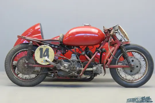 MOTO GUZZI 1949 ALBATROS 247CC 1 CYL OHC  Flexible sidecar 3206