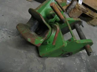 Hitch trekbek John Deere 4455