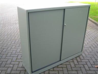 Schuifdeurkast 137x160cm 3x vr