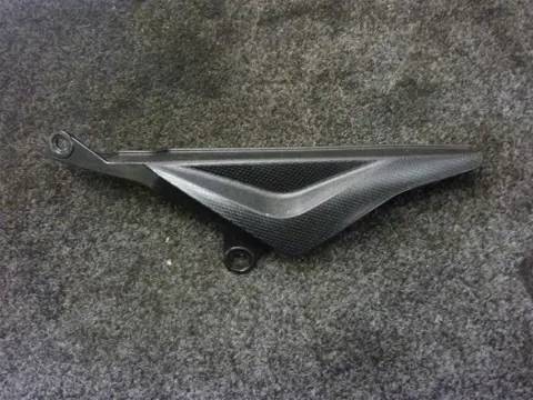 KETTINGKAST Aprilia RSV 1000 2004 - 2005