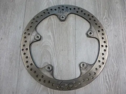 LINKER REMSCHIJF VOOR BMW K 1200 R 2005 - 2008