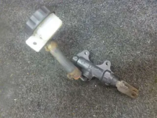 REMPOMP ACHTER Triumph Sprint ST 955 1999 - 2005