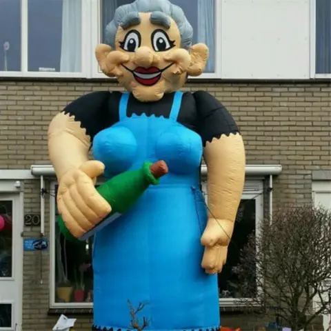 Abraham / Sarah pop huren Hilversum Huizen Weesp Naarden