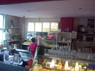 Volledig ingerichte frituur te koop