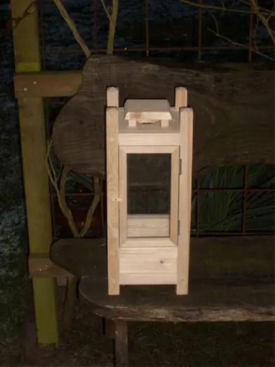 Lantaarn, hout