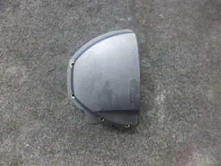 MOTORBLOKDEKSEL VOORTANDWIEL Triumph Speed Triple 1050 2008