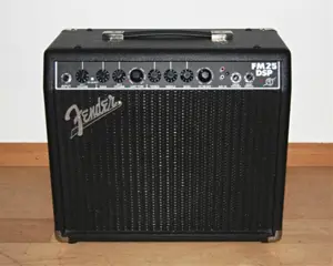 Fender FM 25 DSP