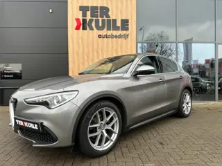 ALFA ROMEO STELVIO 2.0 T AWD First Edition 280pk / Pano / rijklaar