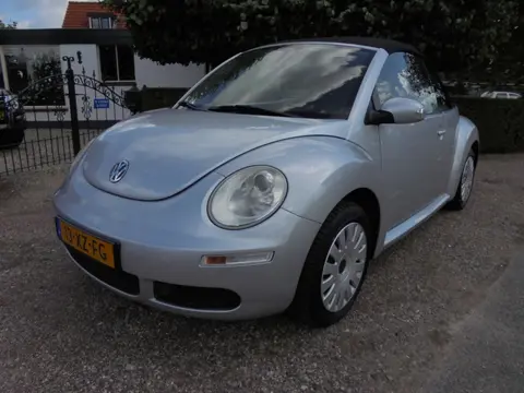 Volkswagen New Beetle Cabriolet 1.6 Highline **NL-AUTO**122.000 org.km.NAP**NIEUWE KOPPELING**