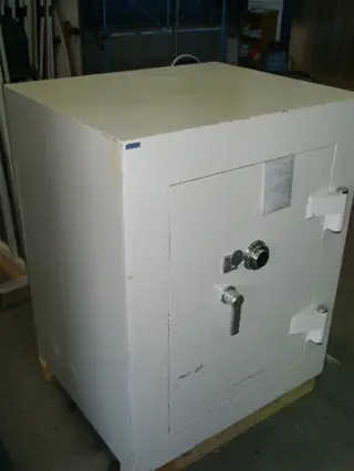 *Kluis 2-deurs ZWARE KWALITEIT