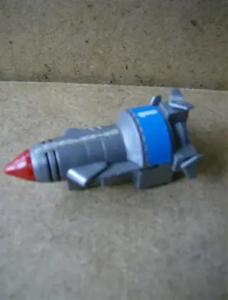 2 thunderbirds voertuig 1