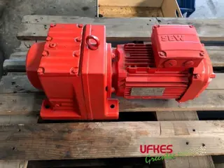 SEW motor reductor R67DRN80M4