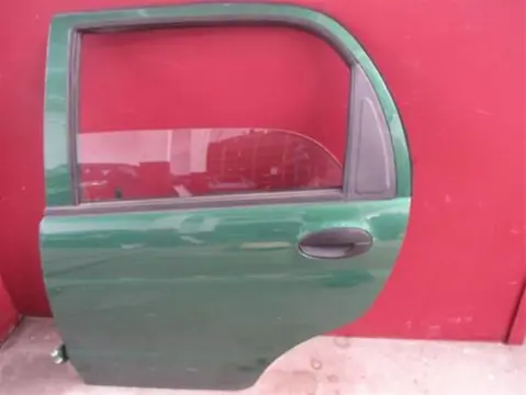Daewoo Matiz linksachter Portier Kleur groen metallic