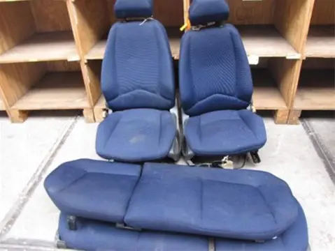 Interieur Fiat Punto 4 Deurs Sloopauto inkoop Den haag