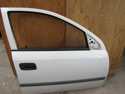 Opel Astra G wit Portier Rechts voor los op voorraad