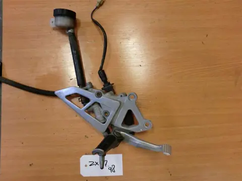 RECHTER SCHETSPLAAT Kawasaki ZX 7 R 1996 - 2002