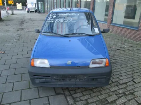 Fiat Cinquecento 1998 blauw Plaatwerk en Onderdelen
