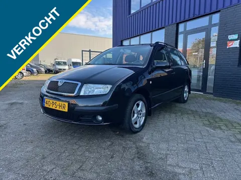 Škoda Fabia Combi 1.4-16V Elegance (bj 2004)