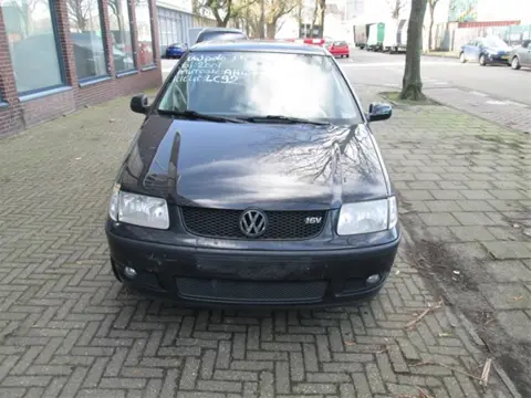 Volkswagen Polo 1.4 Benzine Bouwjaar 2001 Plaatwerk