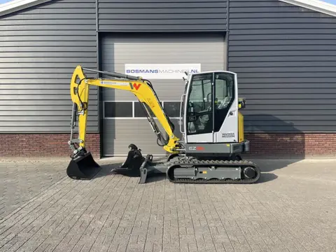 TE HUUR Neuson EZ36 minigraver 3.6 T