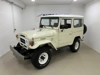 Toyota Land Cruiser BJ40 HARDTOP (bj 1979)