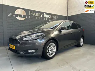 Ford Focus Wagon 1.0 Titanium, Nieuwe motor en koppeling met garantie