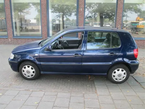 VOLKSWAGEN POLO III 1.9 SDI Plaatwerk kleur Lb5N