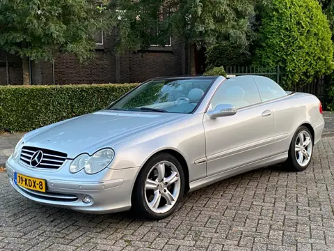 Mercedes-Benz CLK-klasse Cabrio 200 K. Avantgarde 2003 leer! 6-bak! windscherm! youngtimer! goed rij