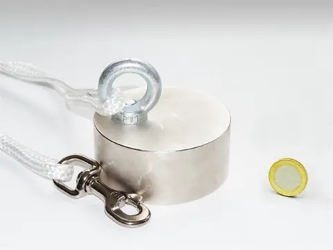 Neodymium magneet Vismagneet met een trekkracht van 400 kg