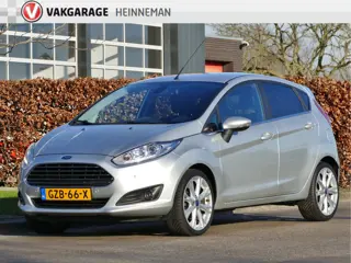 Ford Fiesta 1.0 EcoBoost Titanium | stoelverwarming | verwarmde voorruit | all-season-banden | navig