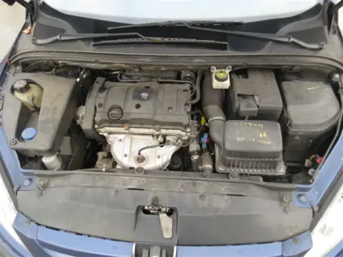 Peugeot 307 1.6 16 v 2002 Onderdelen Motorcode NFU