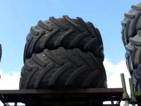 R28 Kleber 600/65R28