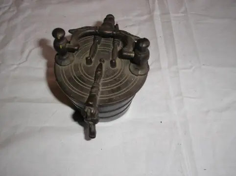 Antiek sluitgewicht of pijlgewicht