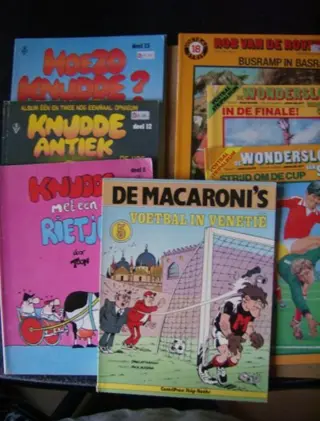 Voetbal stripboeken adv 1681