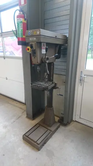 GB Kolomboormachine