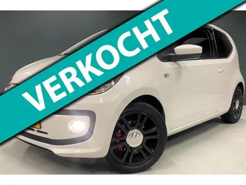 Volkswagen Up! 1.0 high up! BlueMotion,Pano,Navi,LM,Parkeer Sen-,Regen Sen-,Cruise Control.