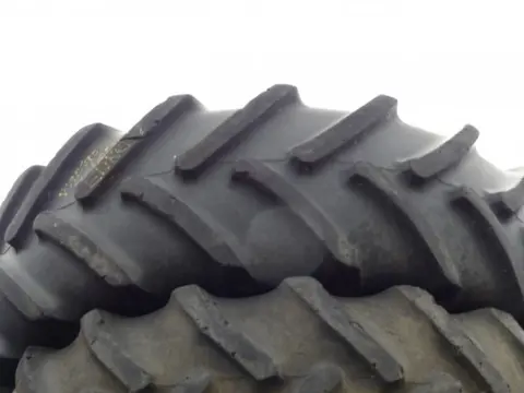 R38 Firestone 580/70R38