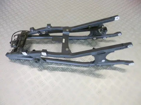 ACHTER SUBFRAME Triumph Tiger 1050 2007 - 2010