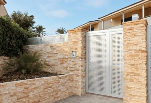 Muurdecoratie voor een sfeervolle mediterraanse stijl