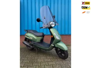 SYM Snorscooter Fiddle II