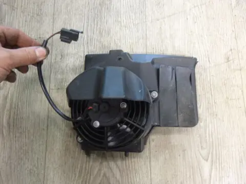 VENTILATOR KTM 990 Superduke 2003 - 2006