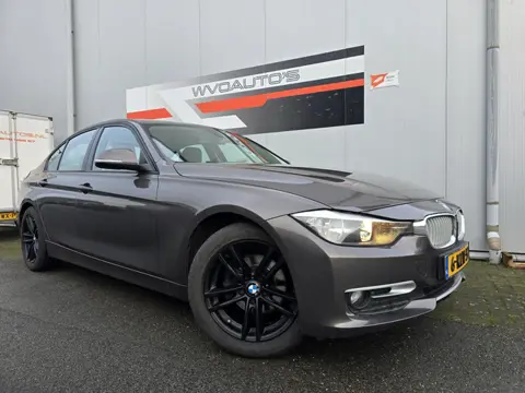 BMW 3-serie 320i EfficientDynamics Edition Business