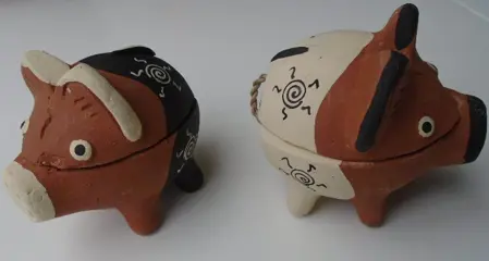 VARKENTJE KERAMIEK MET KAARS NIEUW