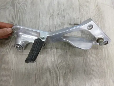 DUO VOETSTEUN RECHTS Yamaha TDM 1996 - 2000
