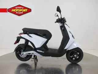 Piaggio Piaggio 1 45km (bj 2022)