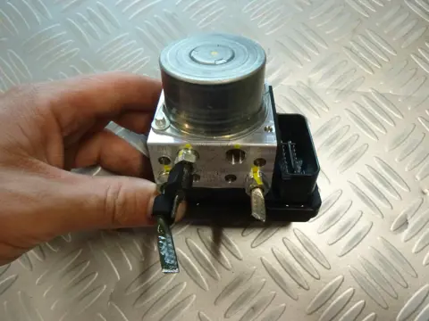 ABS POMP Kawasaki Z 650 2017 - 2019