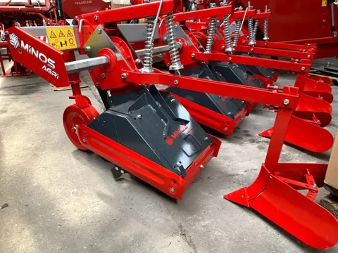 Minos KRAMER MINOS AGRI 4 rij rijenfrees met aanaarders