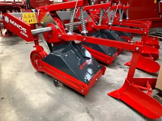 Minos KRAMER MINOS AGRI 4 rij rijenfrees met aanaarders