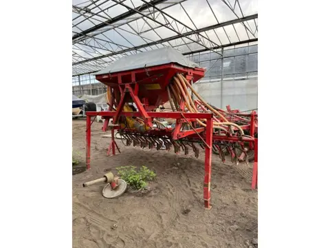 Accord zaaimachine opbouw compactor