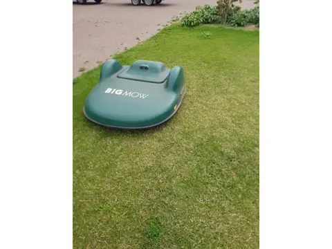GEBRUIKTE BELROBOTICS BIGMOW robotmaaier 20.000 m2 ROBOTMAAIER